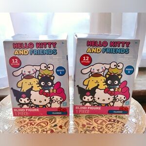 2 HELLO KITTY Blind Box Collectible Vinyl Figures Sealed PomPomPurin Chococat